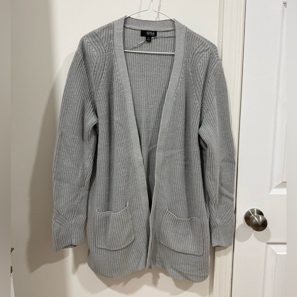A.N.A Women's Gray Open-Front Cardigan
